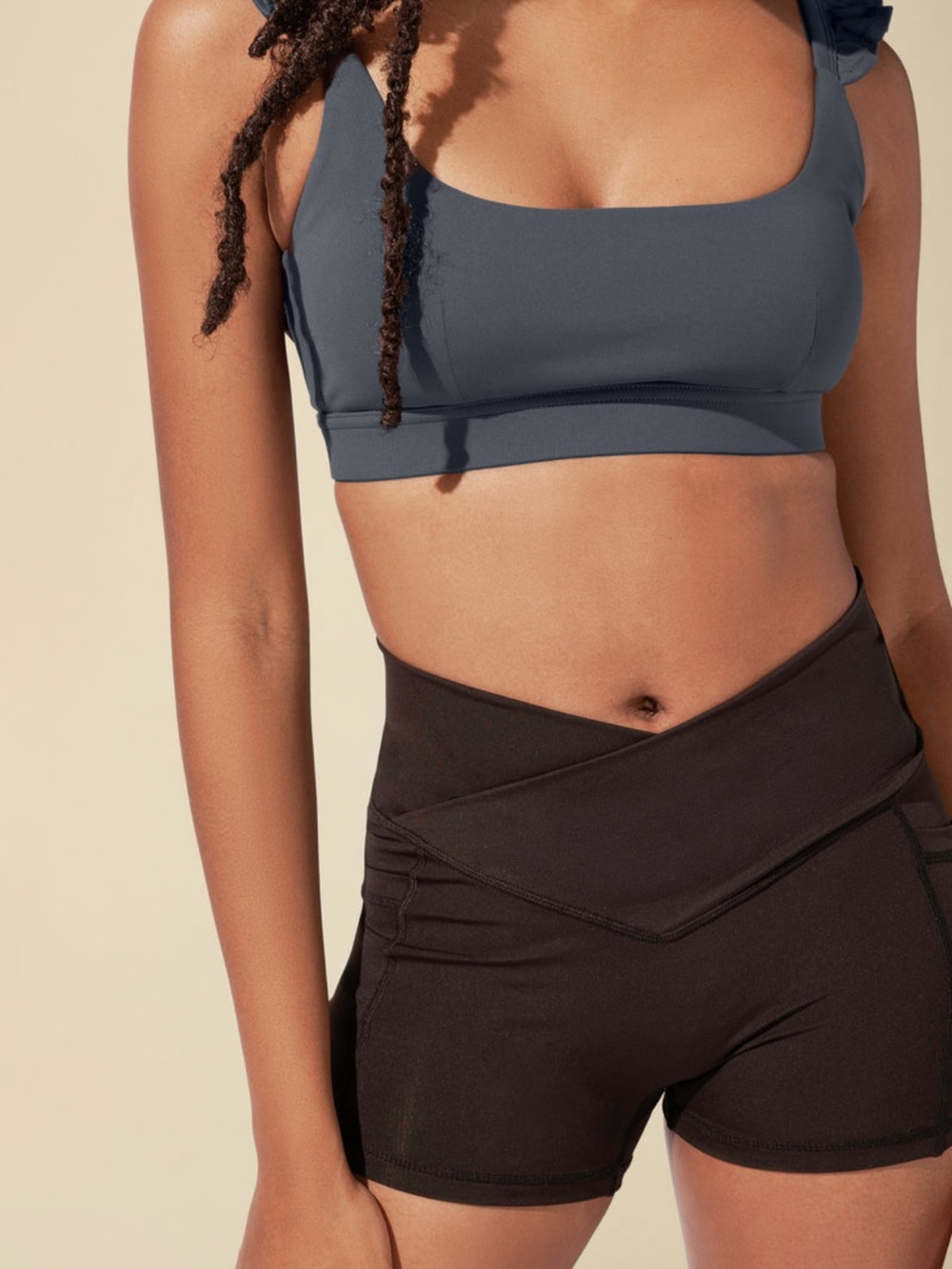 NWT POPFLEX - crisscross hourglass booty shorts with pockets in black Size XXS